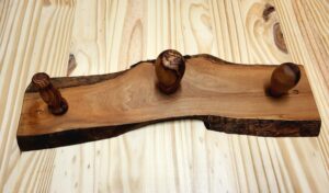 porte manteaux en olivier l1